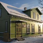 Tiiker Homestay *
