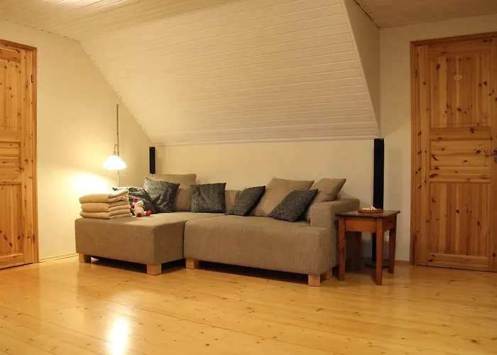 Tiiker Проживание в семье Хаапсалу